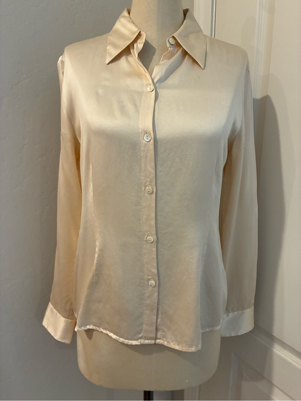 Caslon Nordstrom 100% Silk Blouse Button Front Shirt Ivory M Style 10795